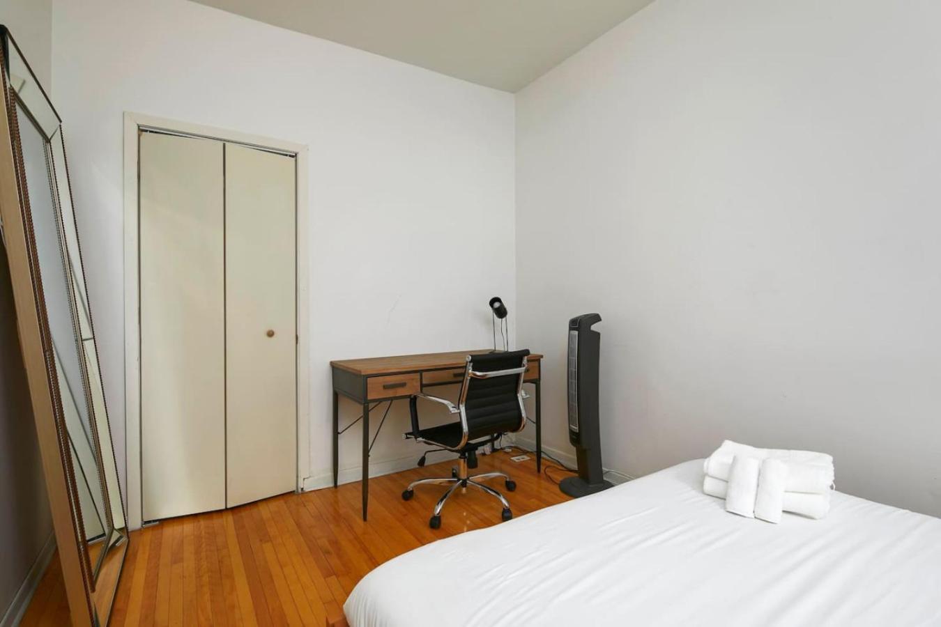 Appartement Convenient 4br In Mont Royal Downtown