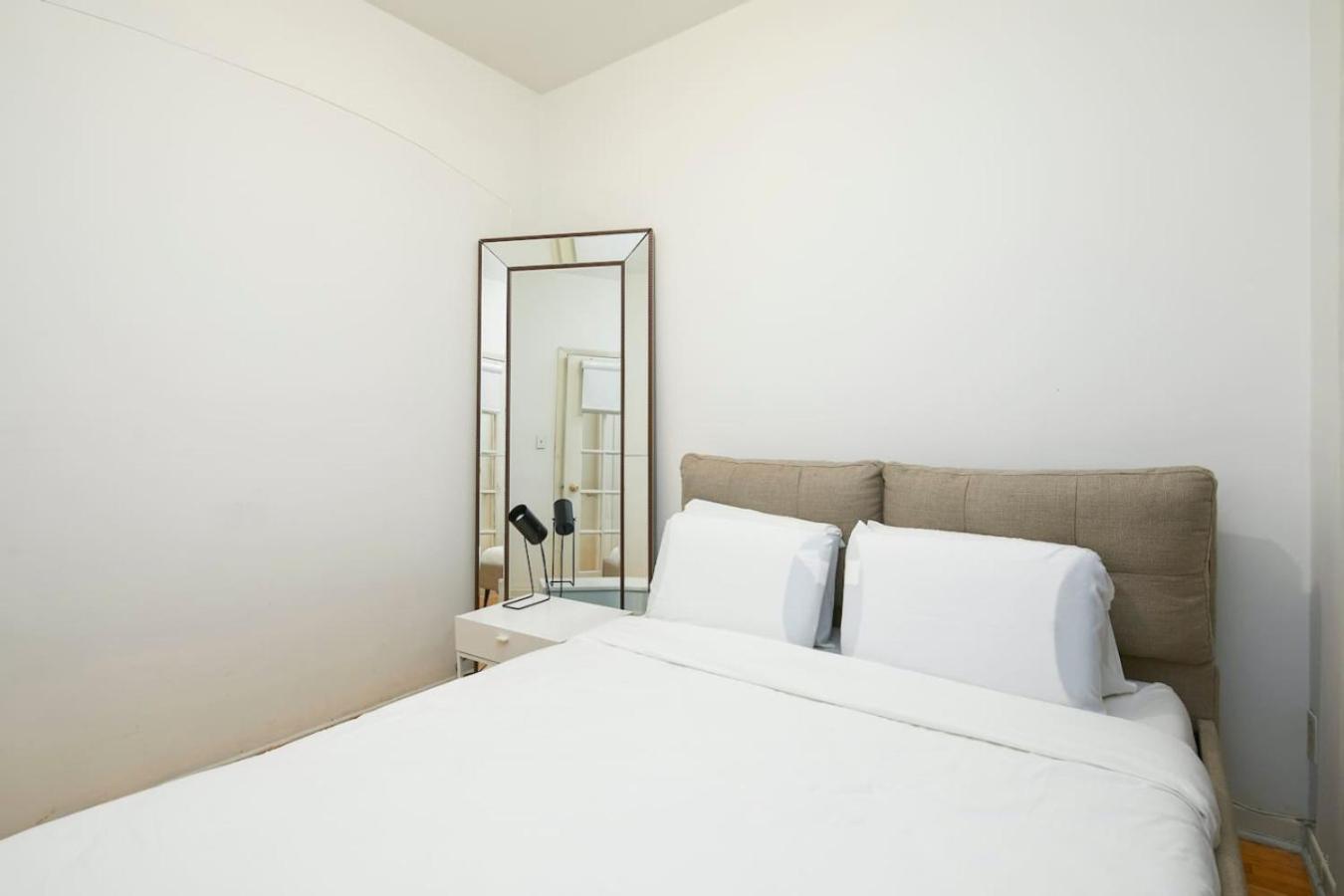 Appartement Convenient 4br In Mont Royal Downtown Montréal