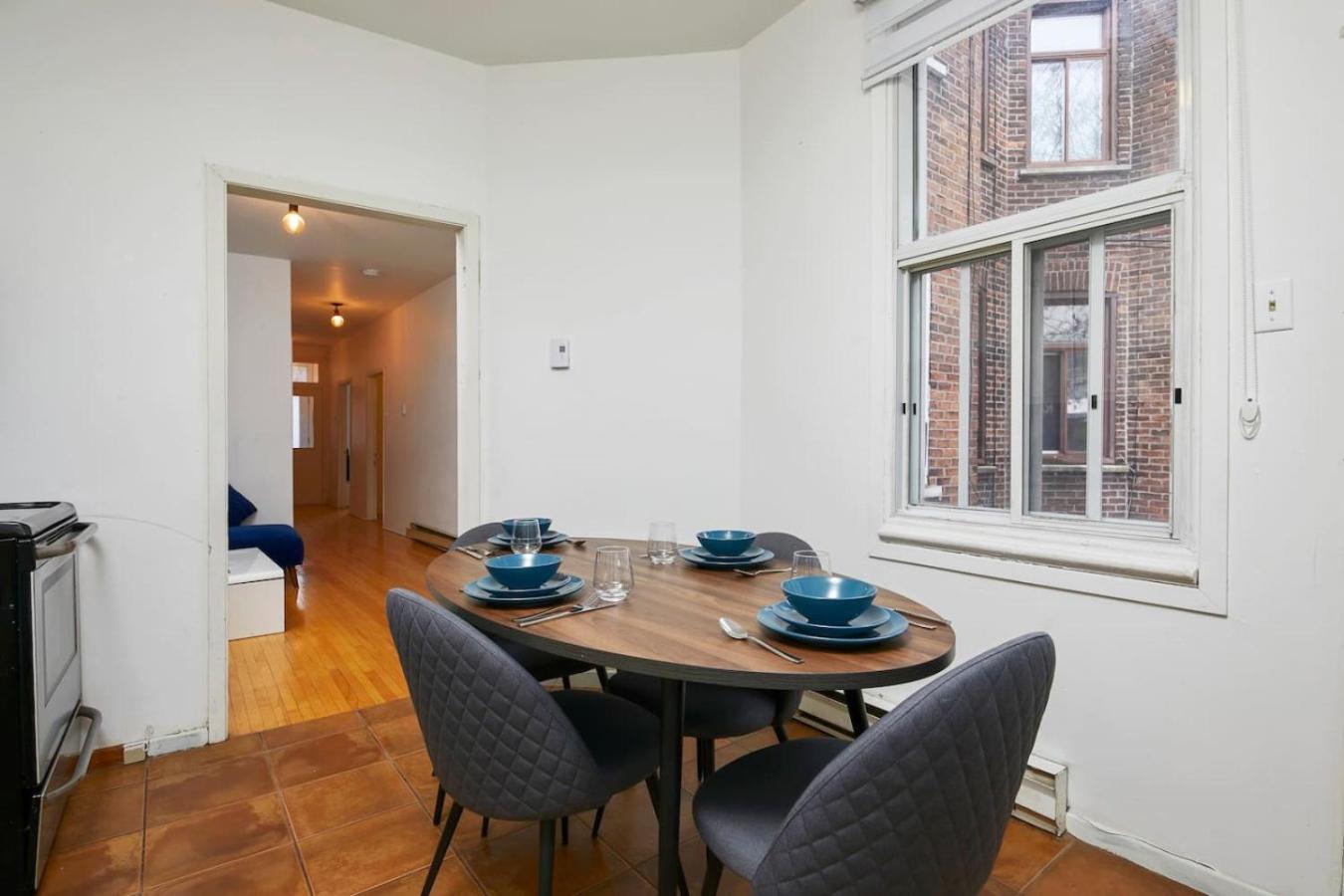 Convenient 4br In Mont Royal Downtown Appartement Montréal
