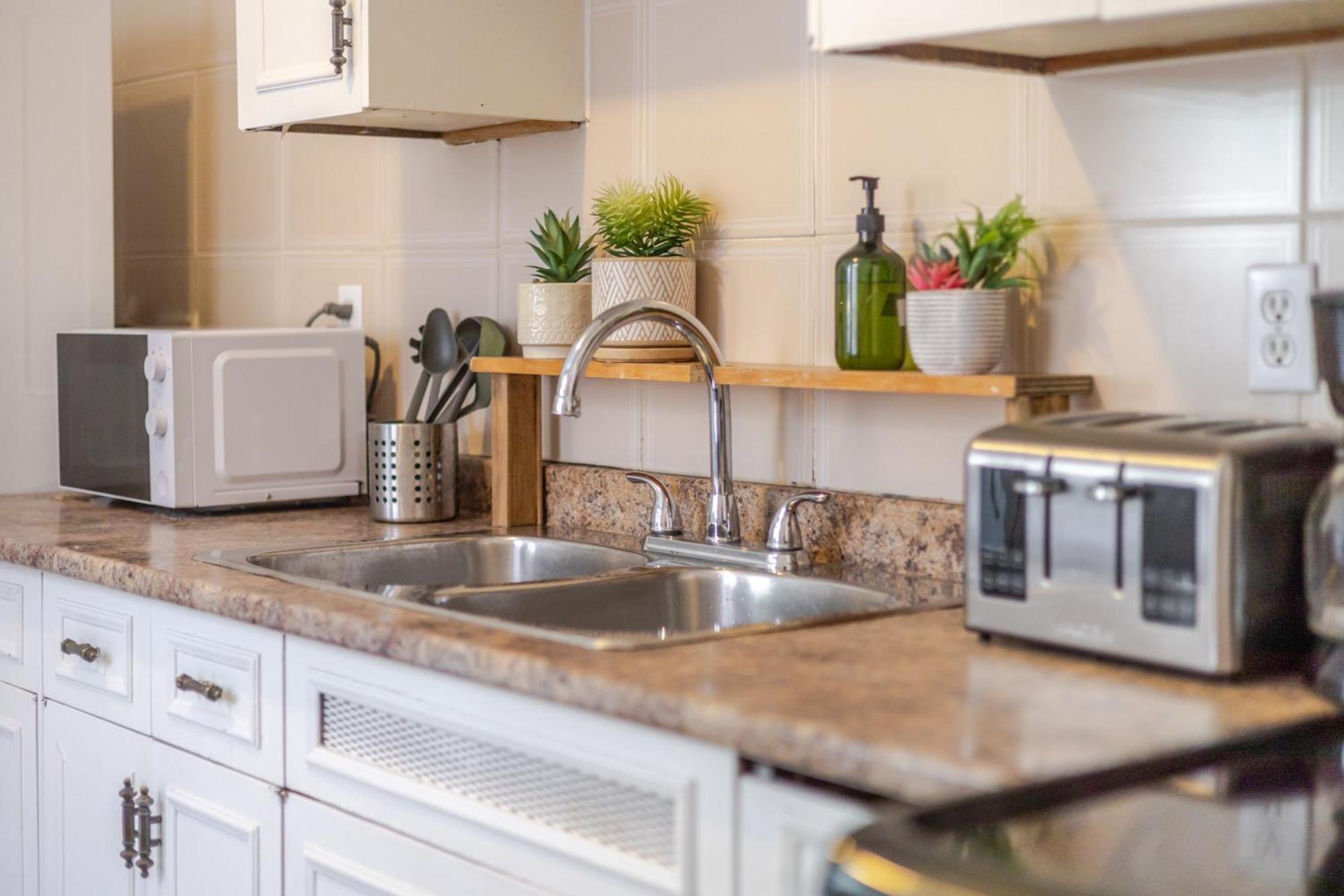 Appartement Convenient 4br In Mont Royal Downtown *