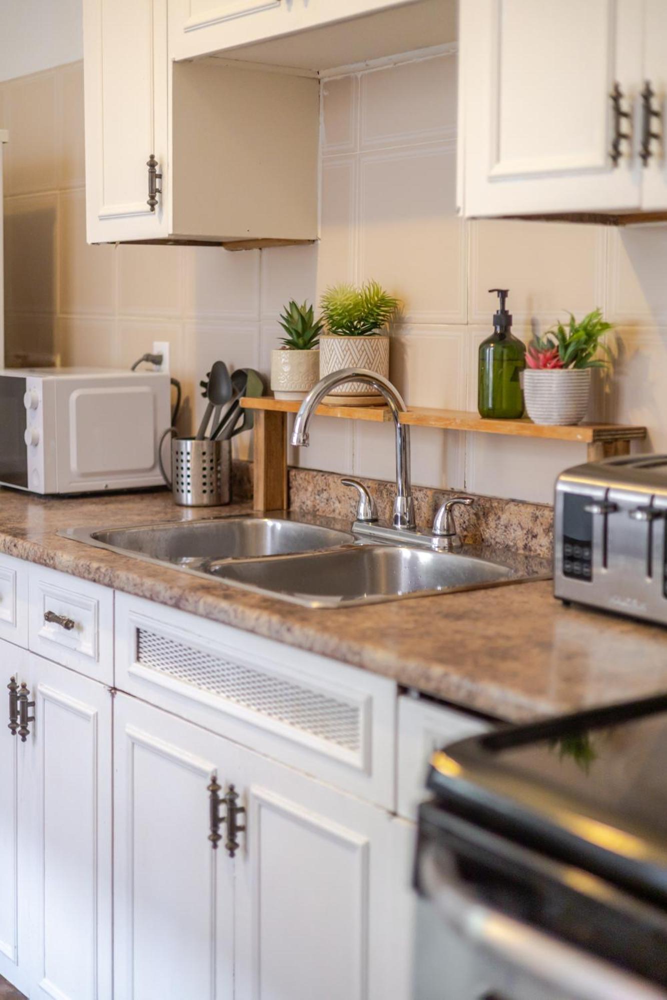 Appartement Convenient 4br In Mont Royal Downtown *