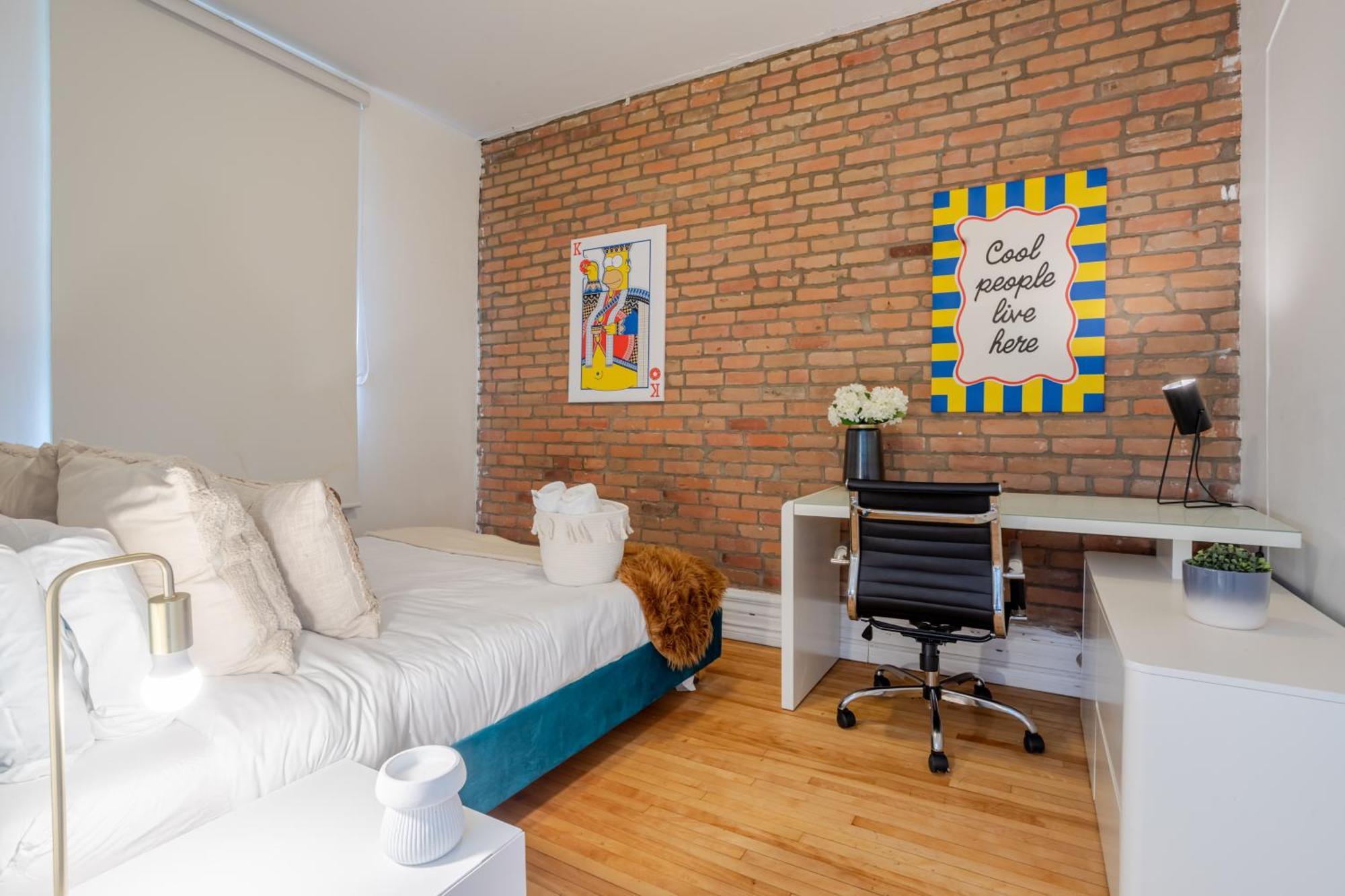 Appartement Convenient 4br In Mont Royal Downtown Montréal