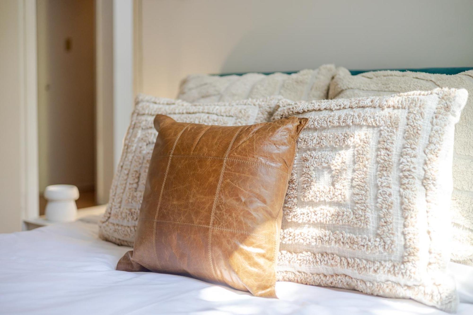 Convenient 4br In Mont Royal Downtown Apartamento Montreal
